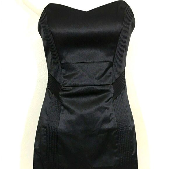 Vintage Black silk dress by Guess Los Ángeles Size 3 - Picture 2 of 6